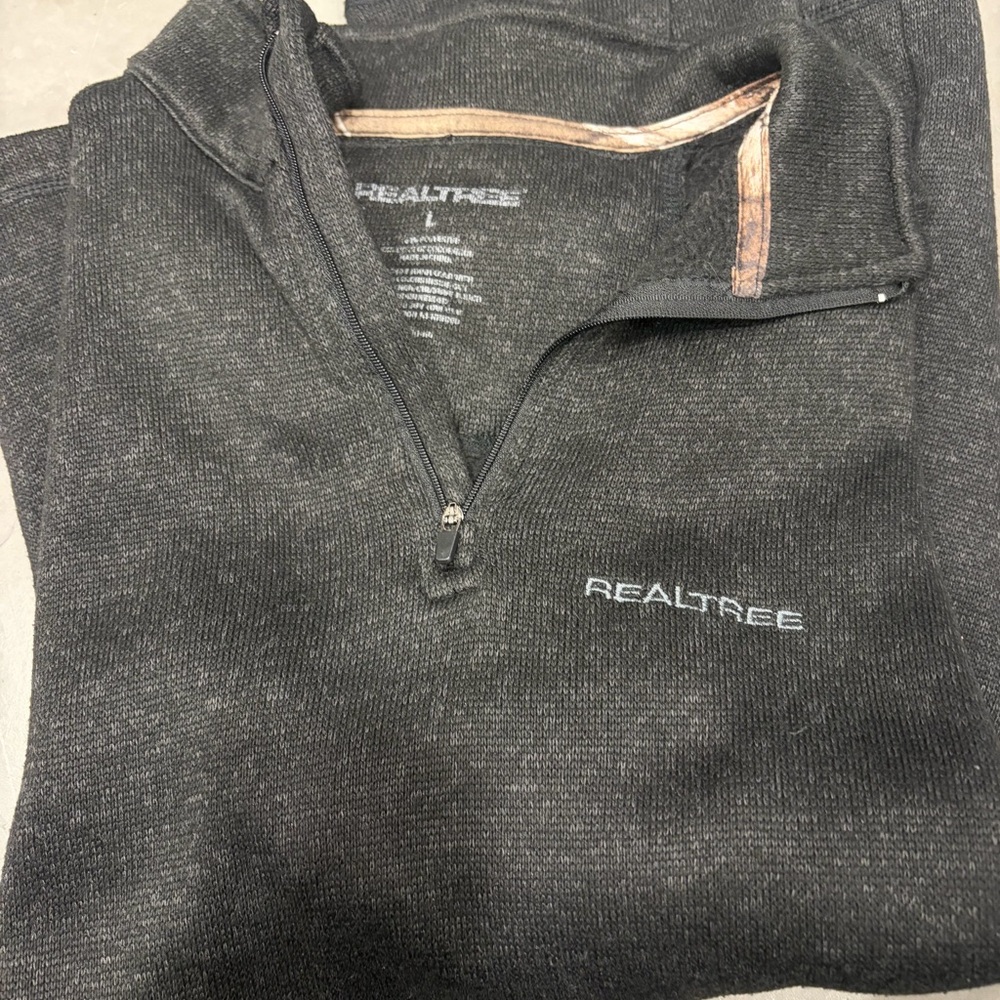 Realtree Men's Dark Charcoal Quarter-Zip Pullover